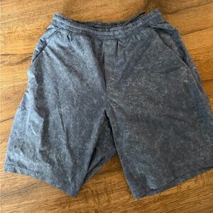 Lululemon T.H.E Lined Short Size M